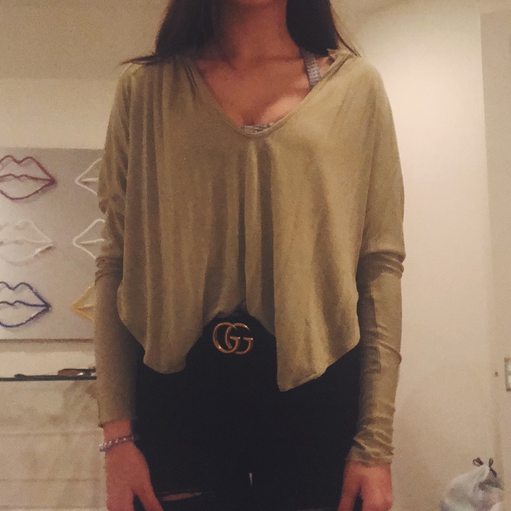 UO green long sleeve top